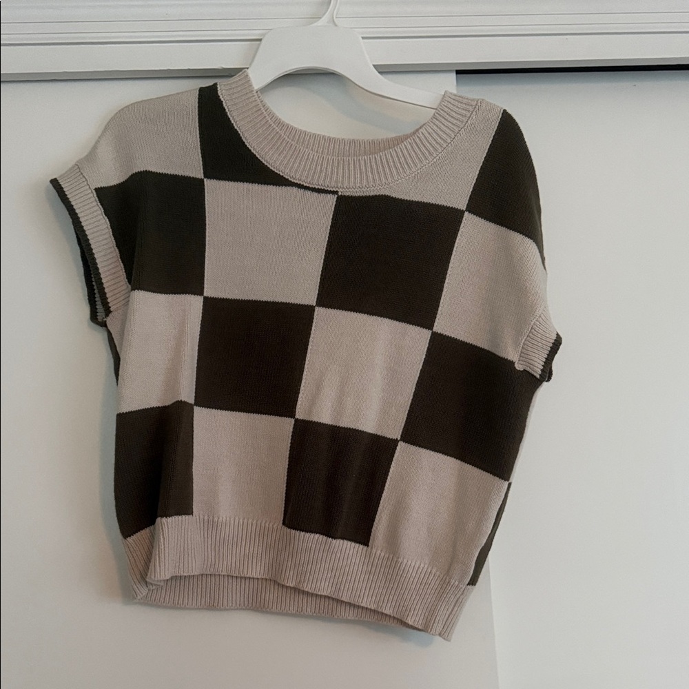 Checkerboard Knit Sweater Vest - Taupe & Olive Green